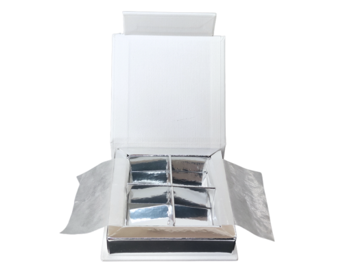 Flip flap box L66xW66xH19mm white silvershine